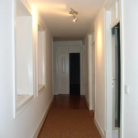 Lisbon Central Apartments *